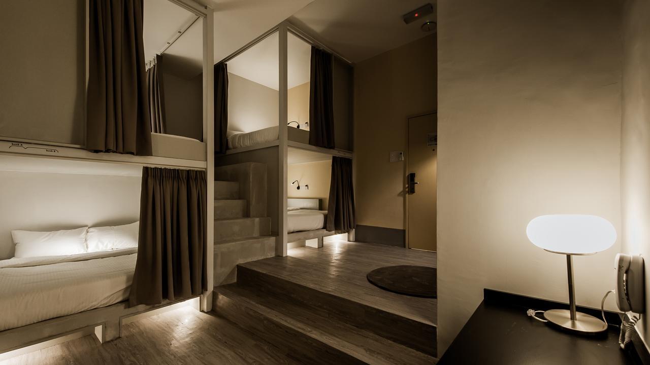 Bunk & Bilik Hotel Sri Petaling Куала Лумпур Екстериор снимка