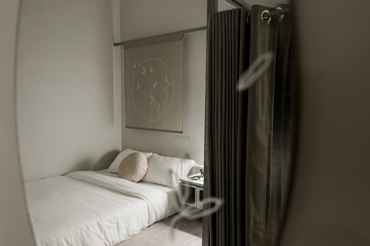 Bunk & Bilik Hotel Sri Petaling Куала Лумпур Екстериор снимка